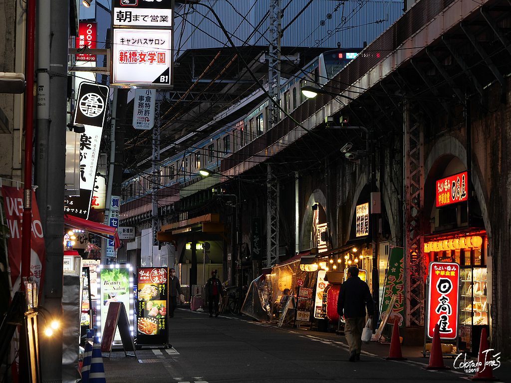 Some areas in Shinbashi Tokyo look like a near future move set